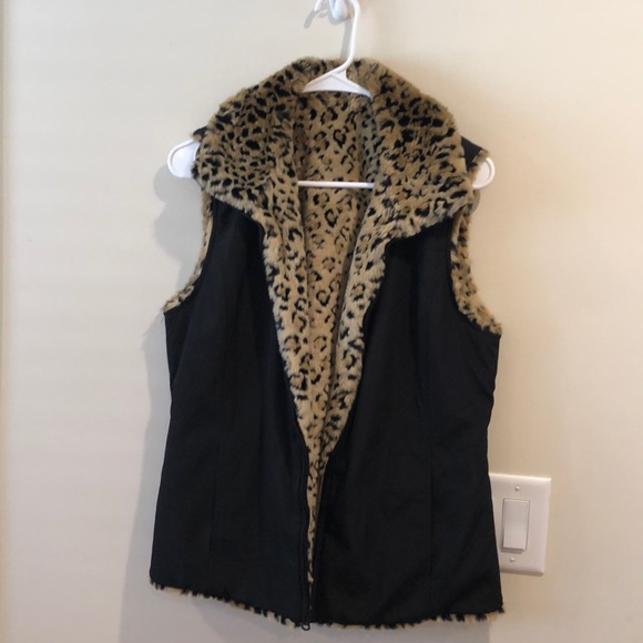 no brand Jackets & Blazers - Sleeveless Vest